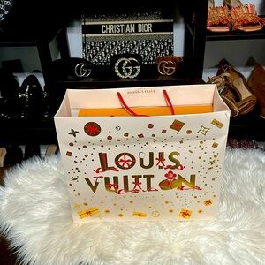Louis Vuitton Christmas Gift Bag with Large Louis Vuitton Boxand Ribbon
